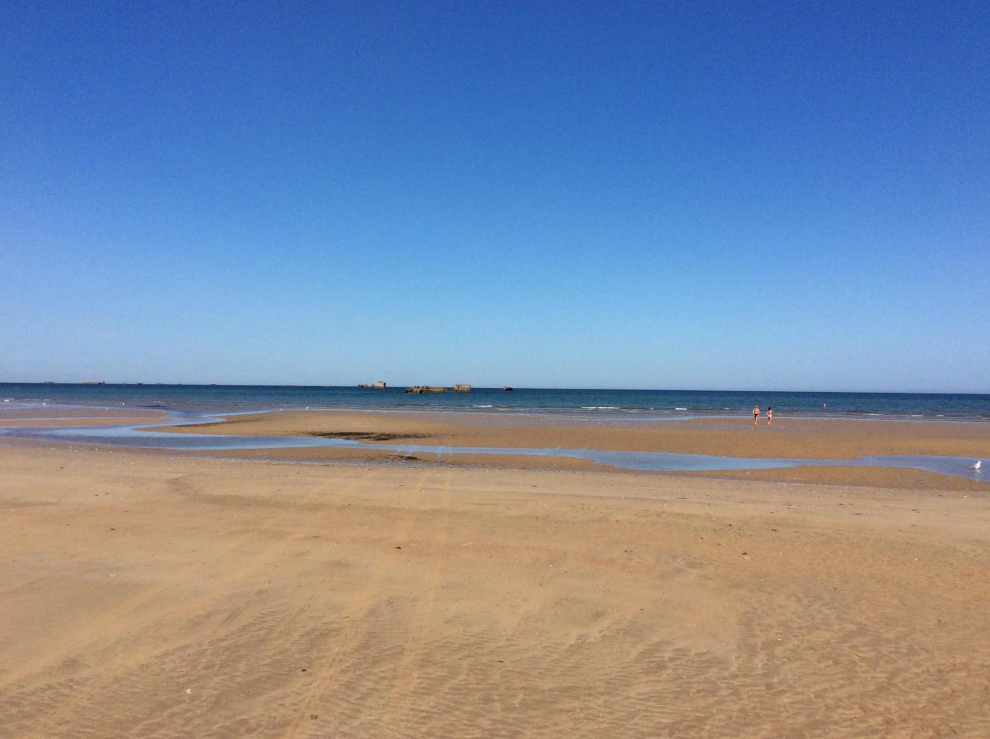 La Brise Marine Maison Renovee Cour Fermee Et Terrasse 800 M Plage Omaha Beach Avec Table De Ping Pong Proche Port En Bessin Vierville-sur-Mer Ngoại thất bức ảnh